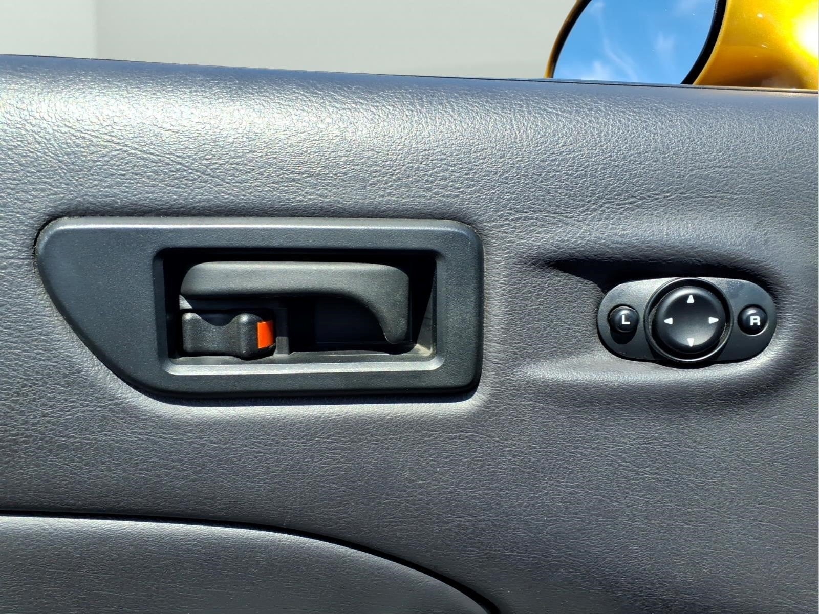 2002 Chrysler Prowler Base