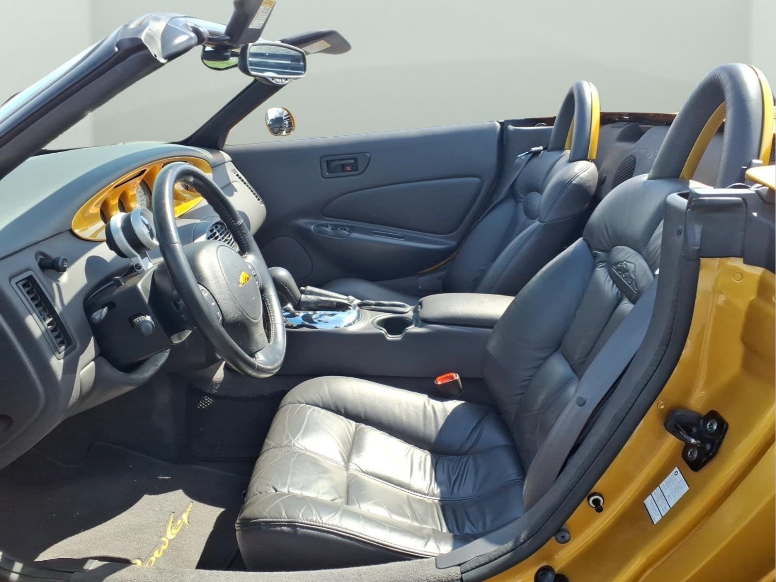 2002 Chrysler Prowler Base