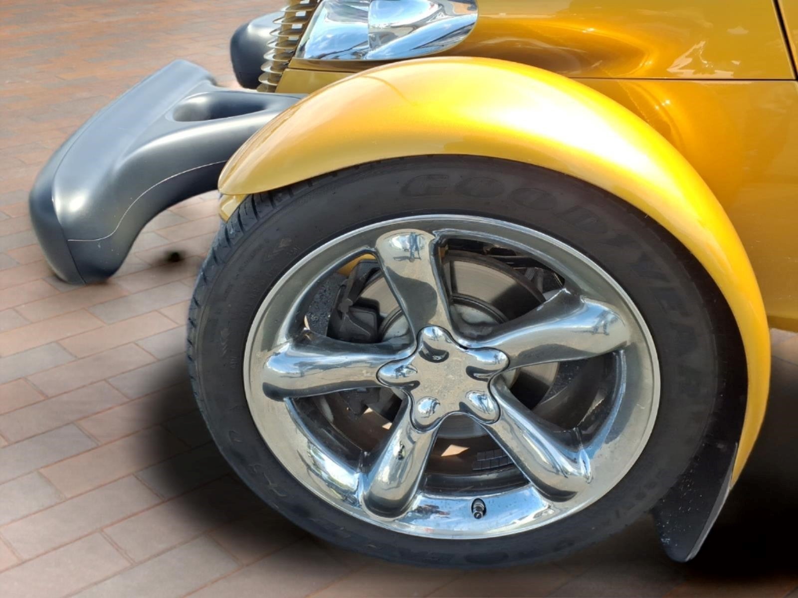 2002 Chrysler Prowler Base