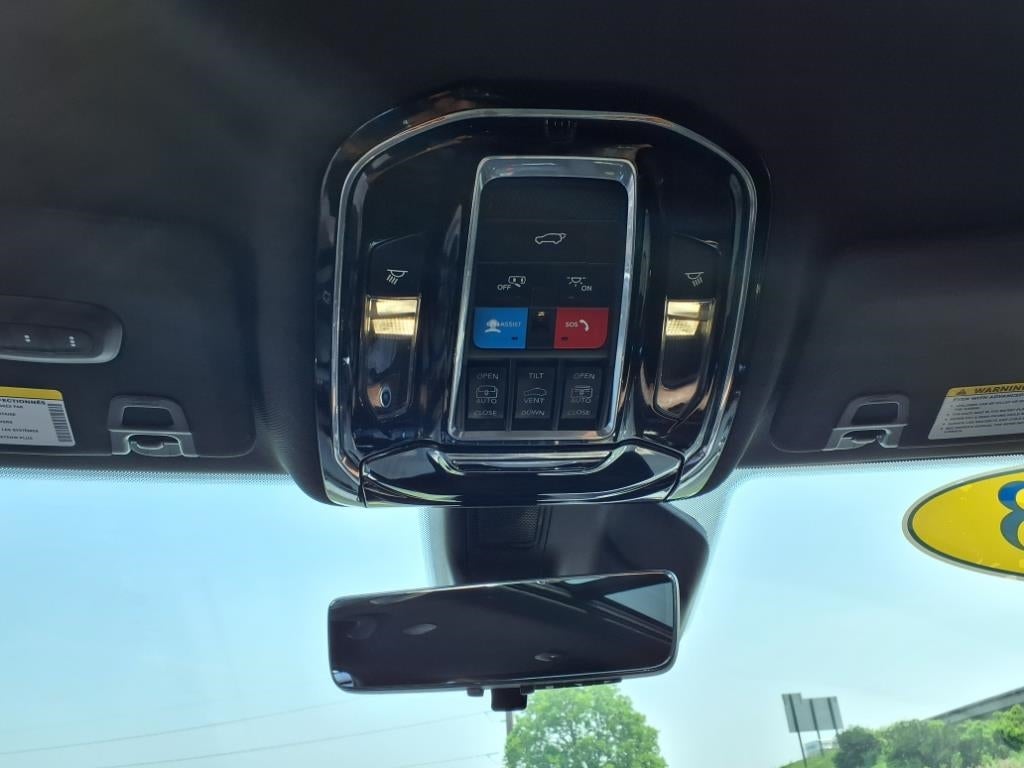 2023 Jeep Grand Cherokee Summit