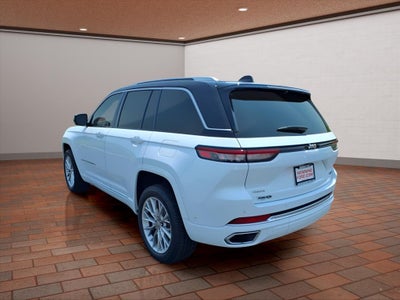 2023 Jeep Grand Cherokee Summit