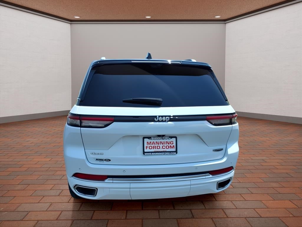 2023 Jeep Grand Cherokee Summit