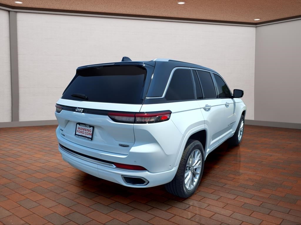 2023 Jeep Grand Cherokee Summit