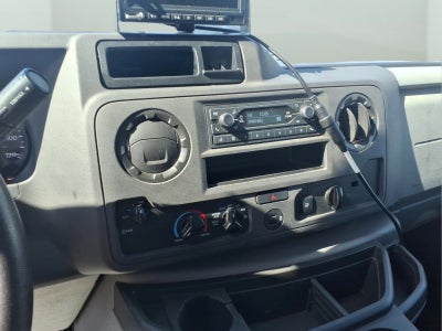 2022 Ford E-350SD Base Cutaway