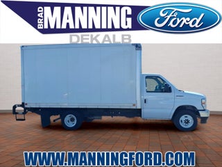 2022 Ford E-350SD Base Cutaway