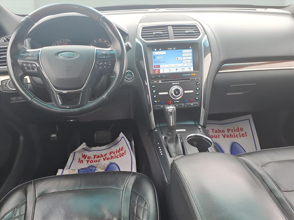 2017 Ford Explorer Platinum