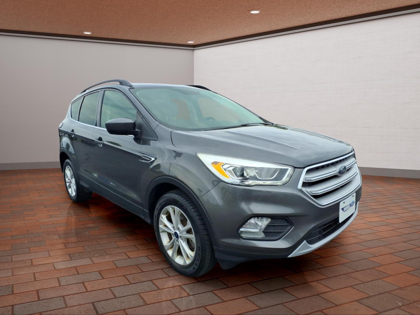 Used 2018 Ford Escape SEL with VIN 1FMCU9HD0JUB87663 for sale in DeKalb, IL