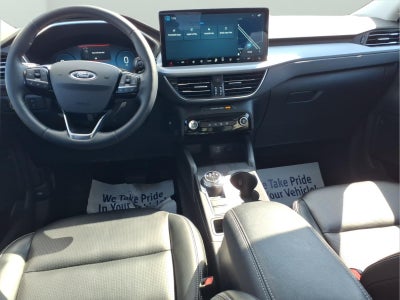 2025 Ford Escape Platinum