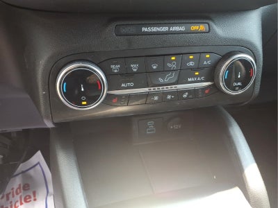 2023 Ford Escape Hybrid ST-Line Select