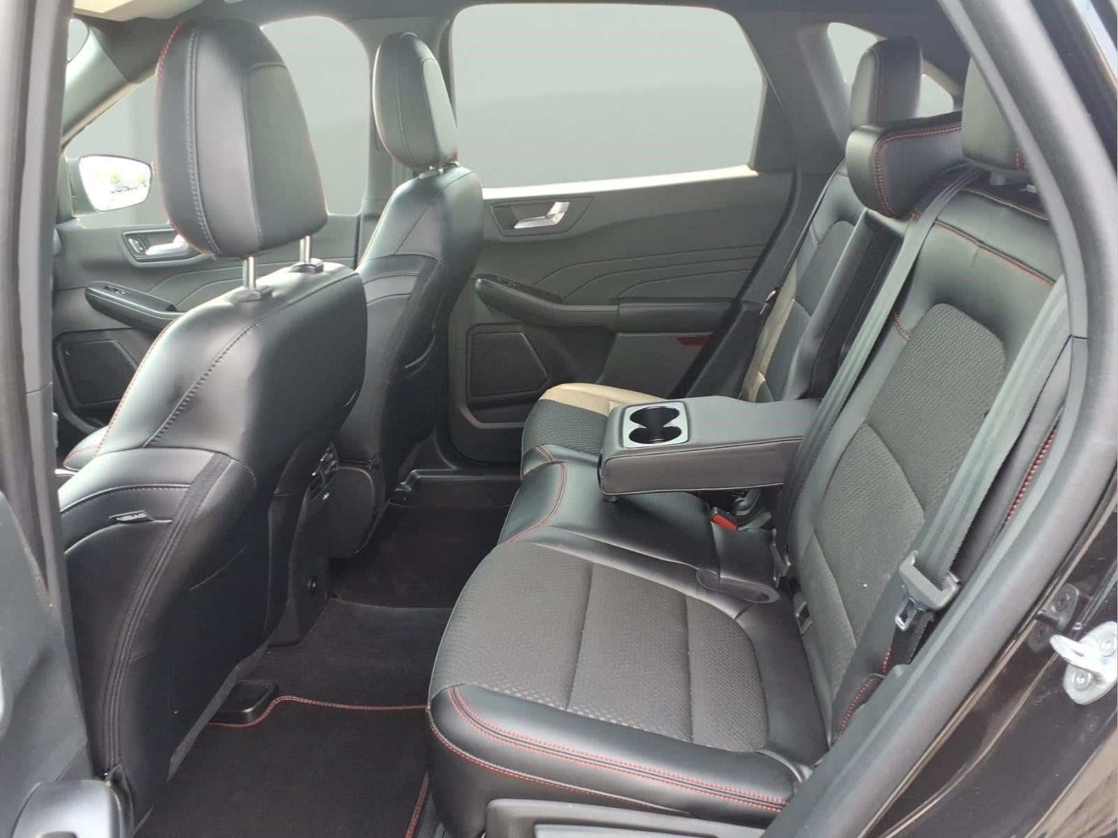 2023 Ford Escape Hybrid ST-Line Select