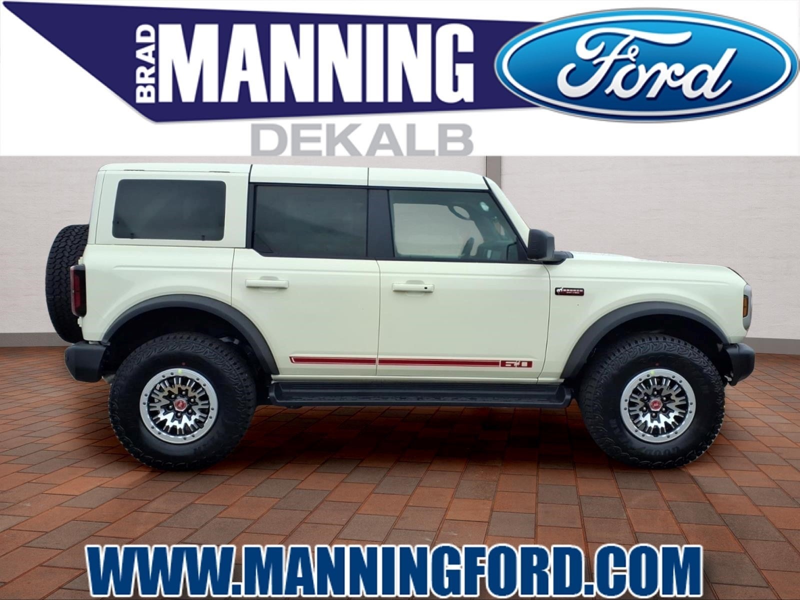 2026 Ford Bronco Outer Banks