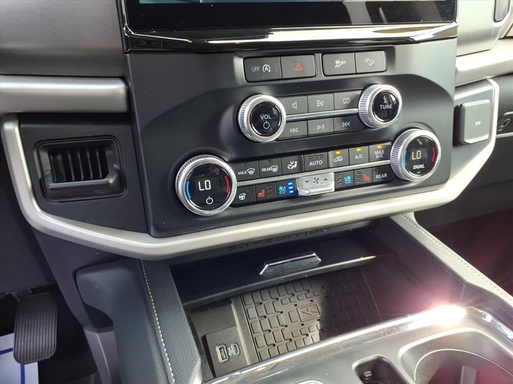 2024 Ford Expedition XLT