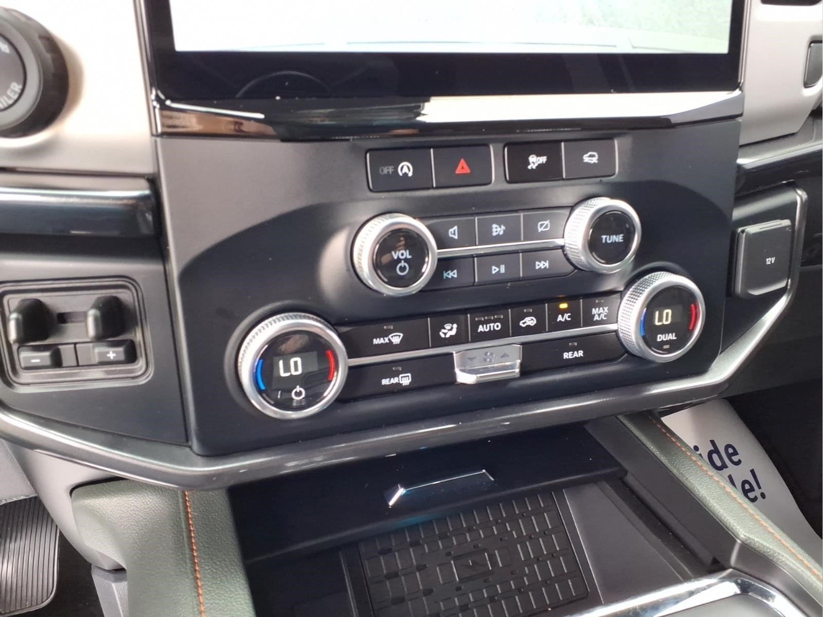 2024 Ford Expedition Timberline