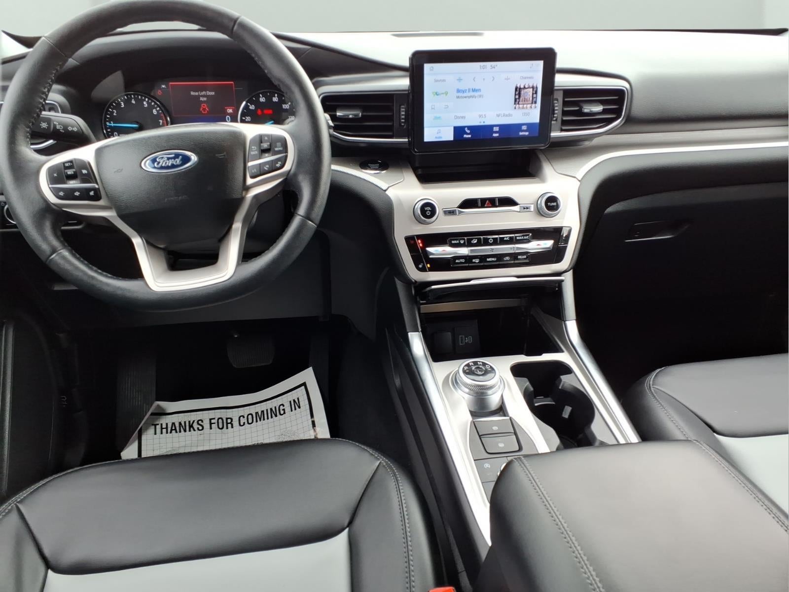 2023 Ford Explorer XLT