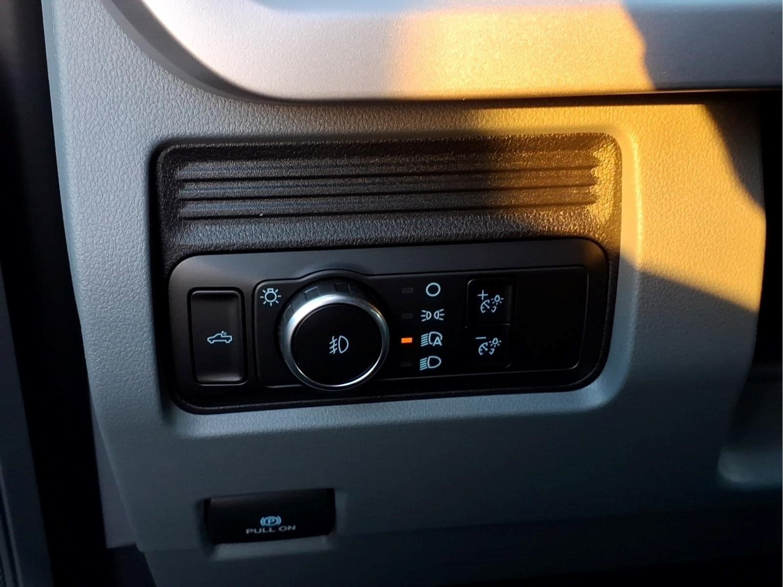 2027 Ford F-250SD XL