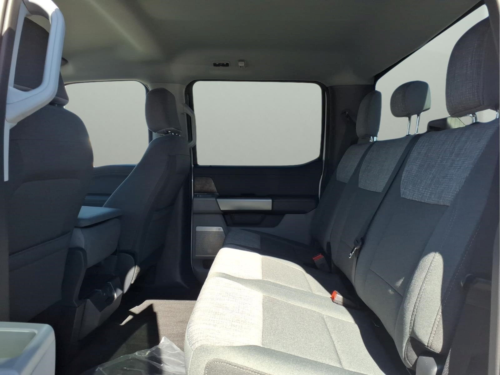 2027 Ford F-250SD XLT