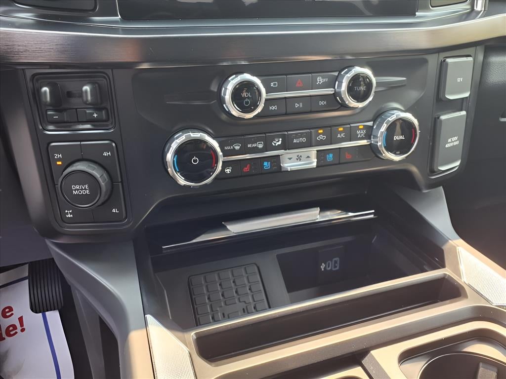 2025 Ford F-350SD Lariat