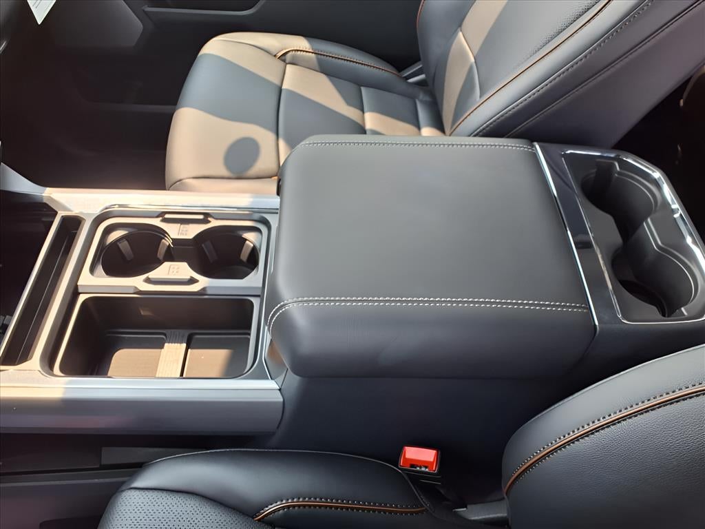 2025 Ford F-350SD Lariat