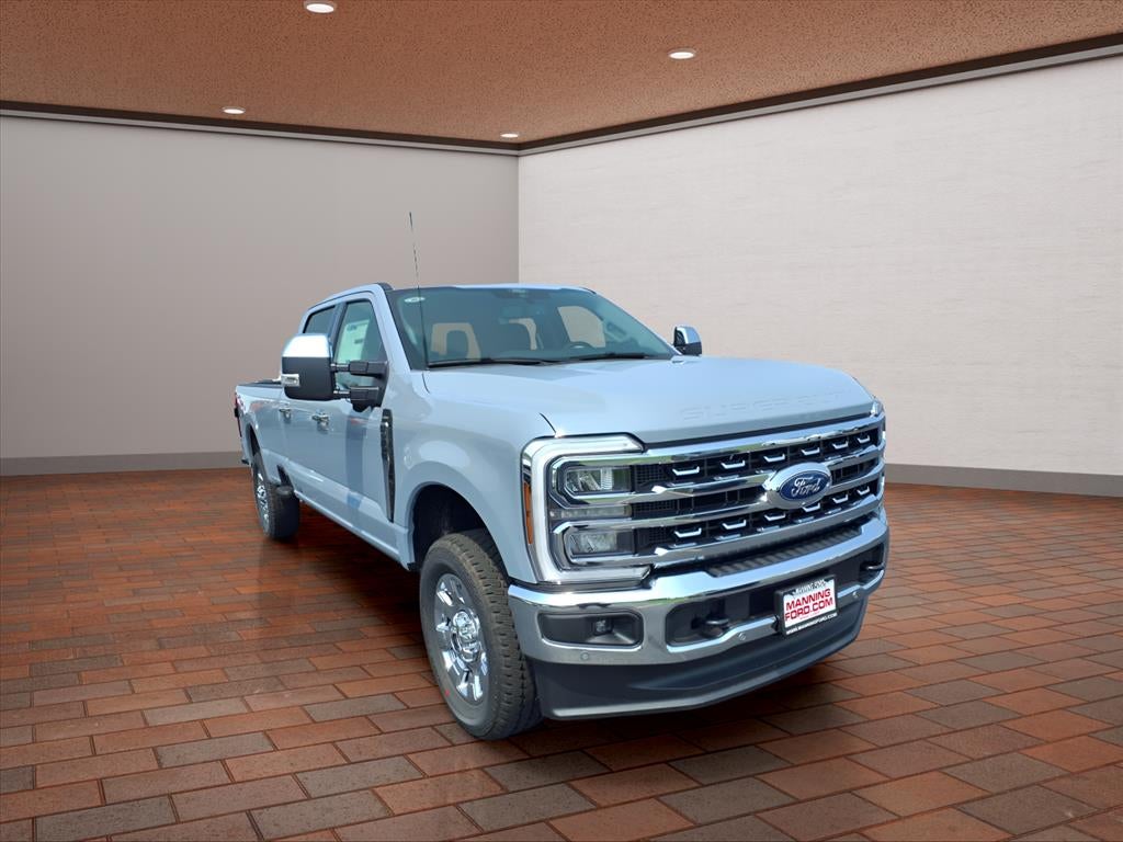 2025 Ford F-350SD Lariat