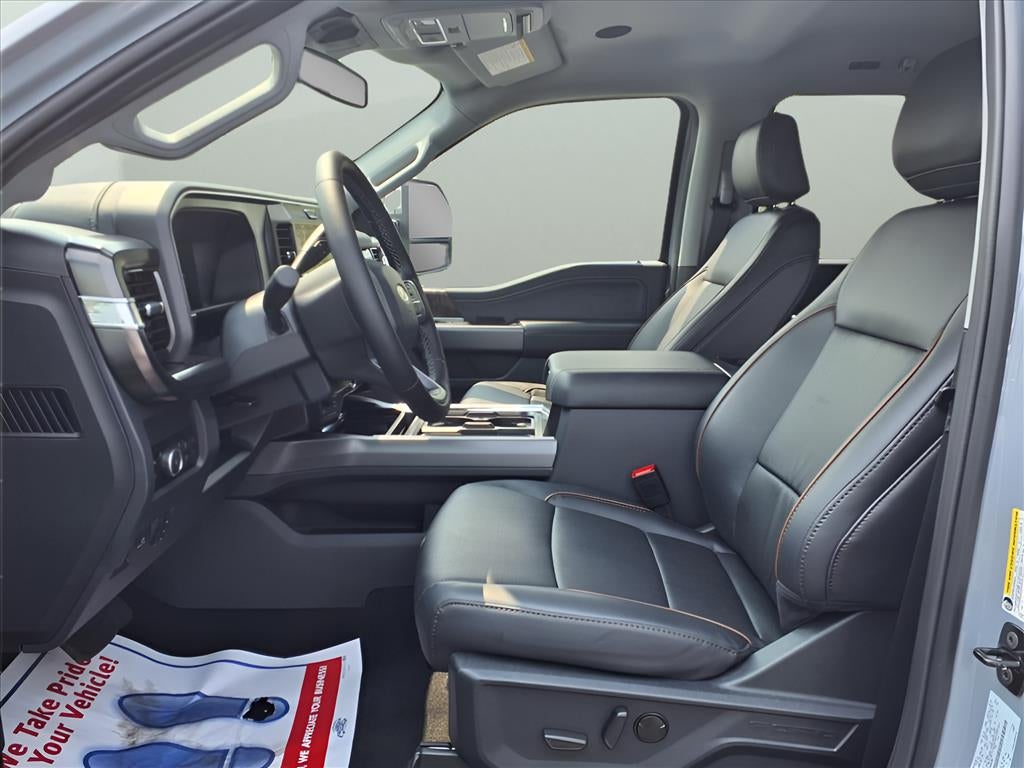 2025 Ford F-350SD Lariat