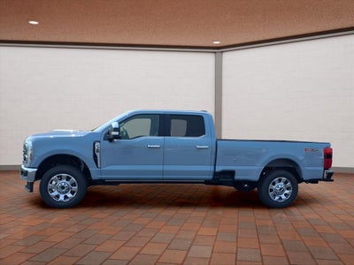 2025 Ford F-350SD Lariat
