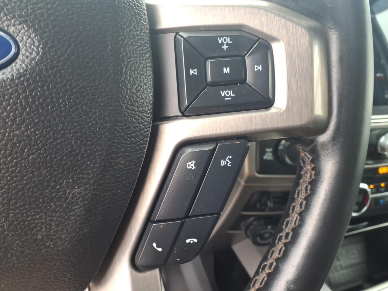 2022 Ford F-350SD Platinum