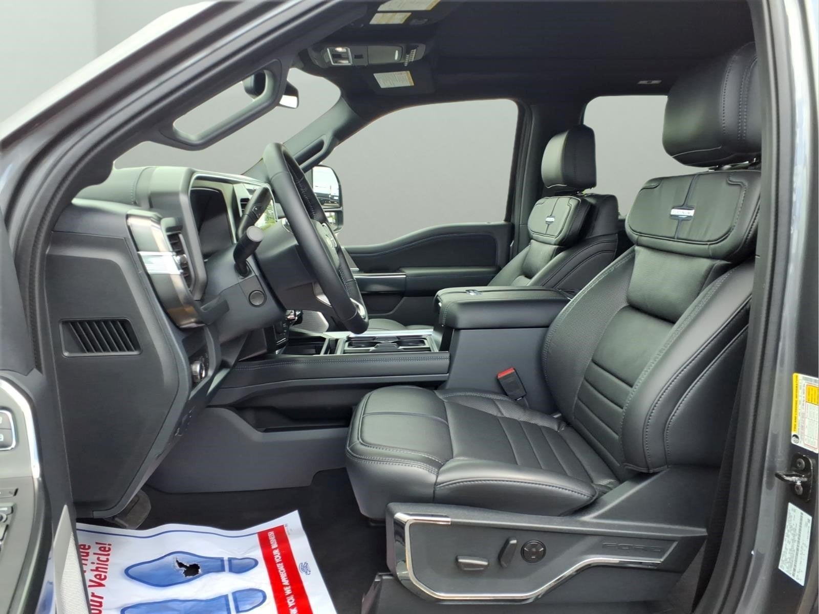 2026 Ford F-450SD Platinum DRW