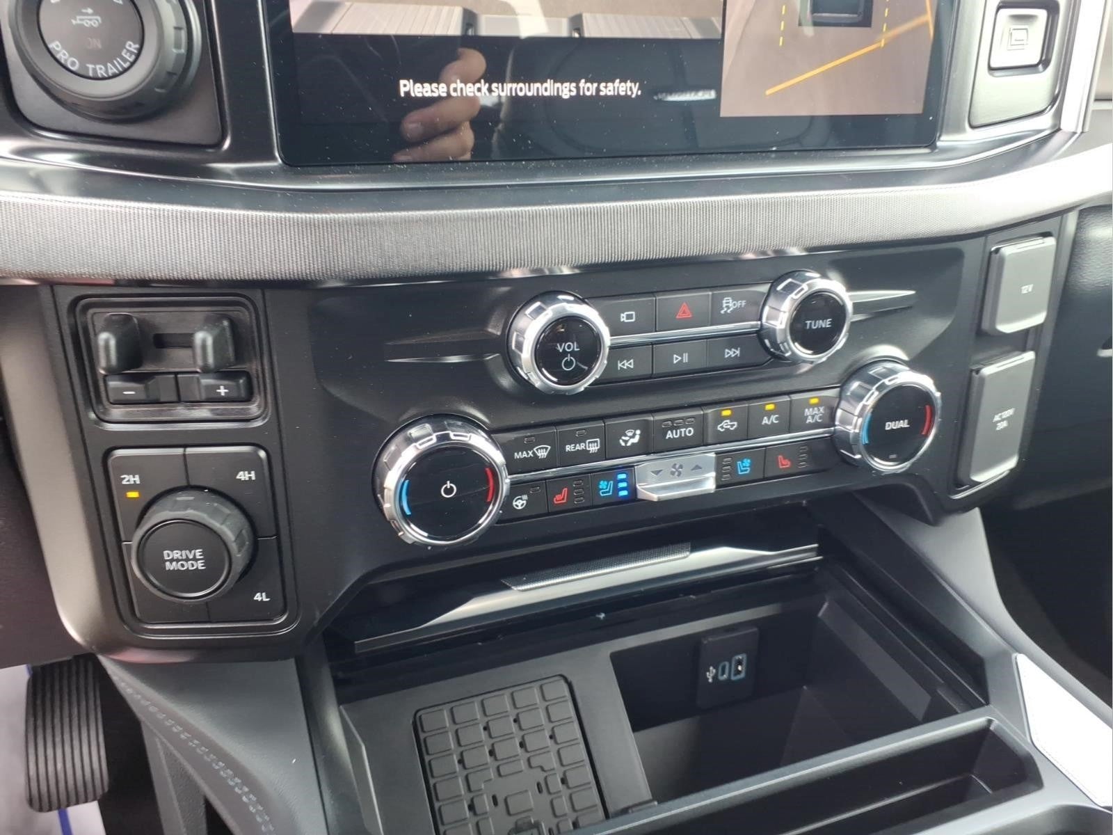 2026 Ford F-450SD Platinum