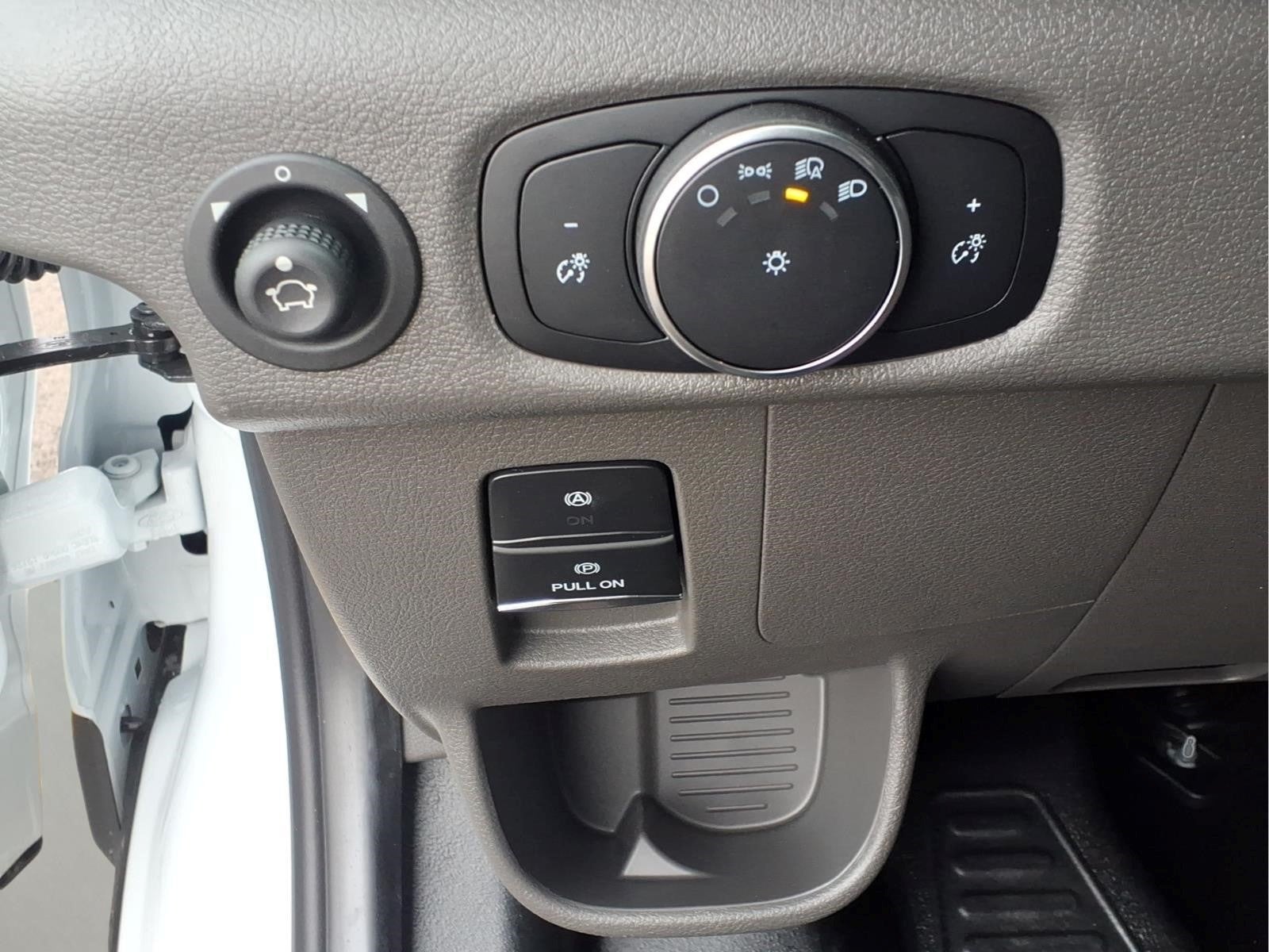 2027 Ford Transit-250 Base