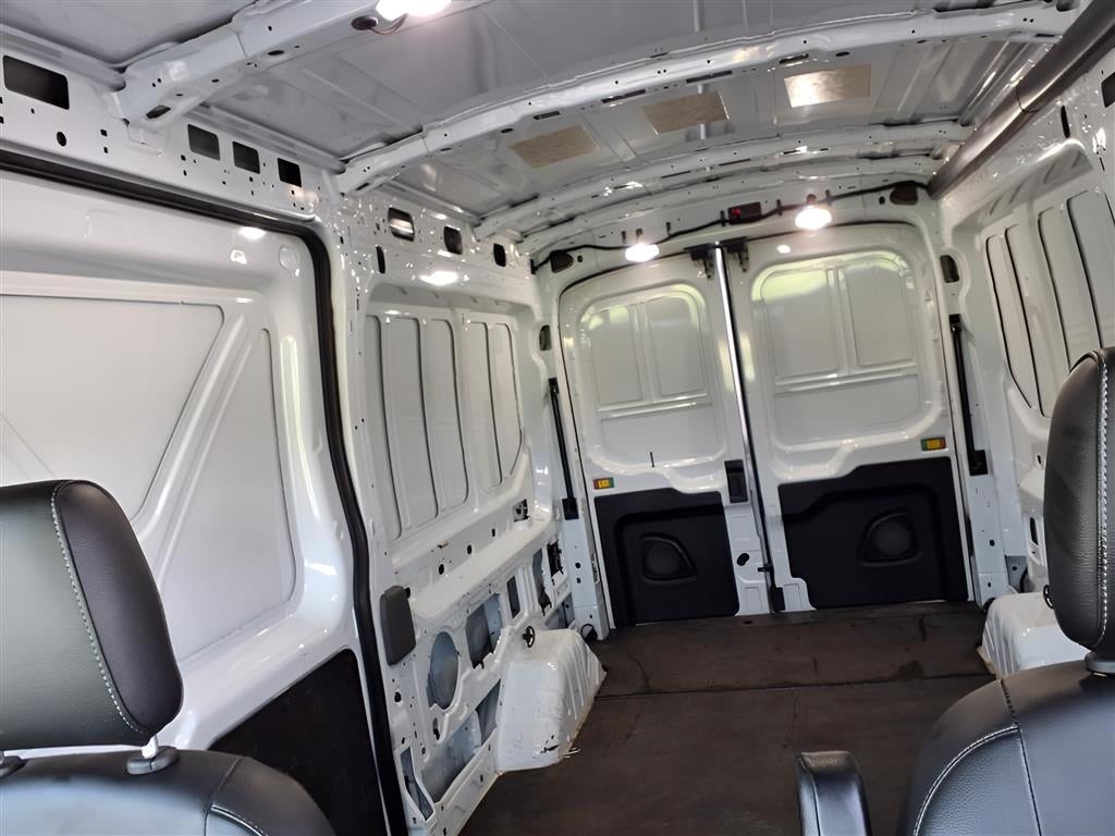 2022 Ford Transit-250 Base Mid Roof