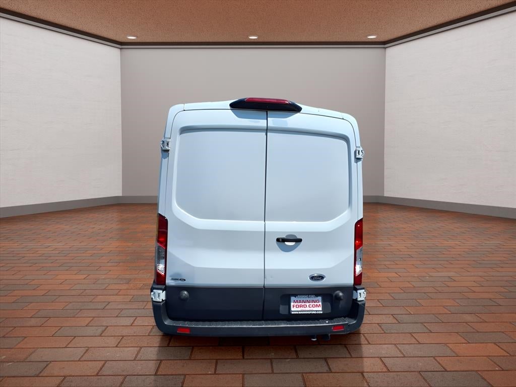 2022 Ford Transit-250 Base Mid Roof
