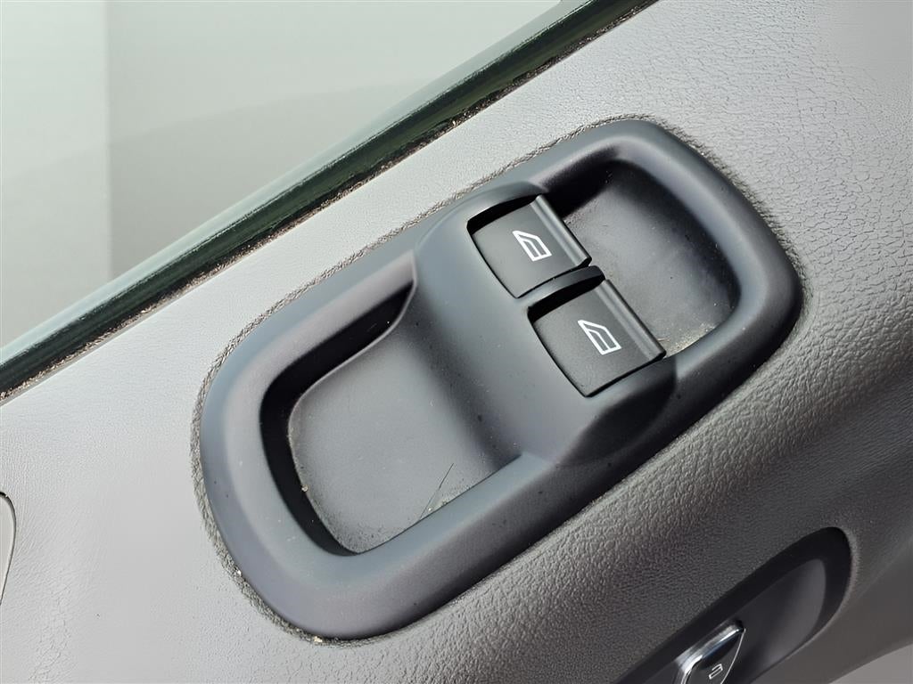 2022 Ford Transit-250 Base