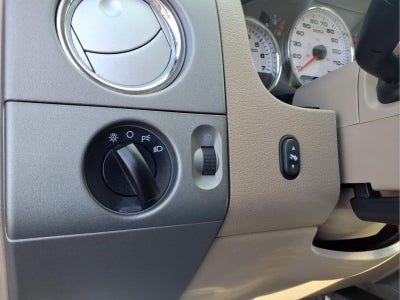 2004 Ford F-150 Lariat