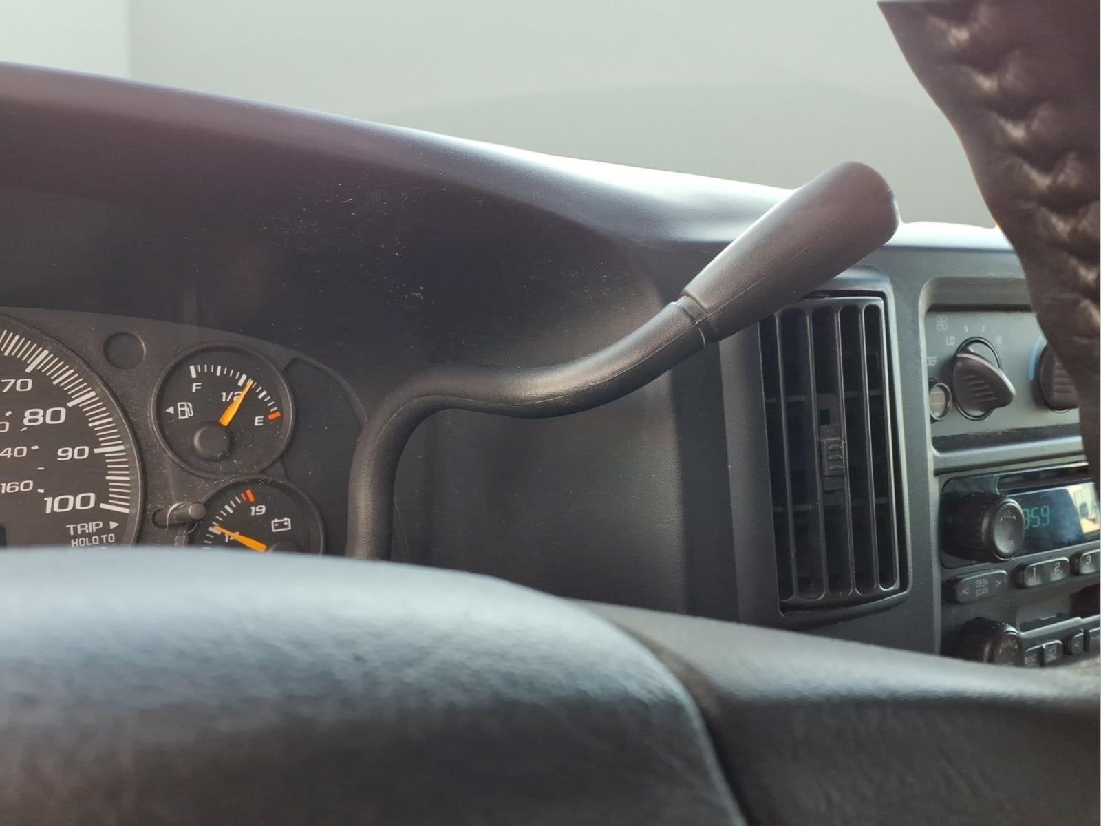 2007 Chevrolet Express Van G3500 LS 15 passenger