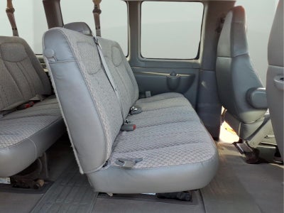 2007 Chevrolet Express Van G3500 LS 15 passenger