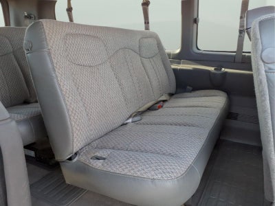 2007 Chevrolet Express Van G3500 LS 15 passenger