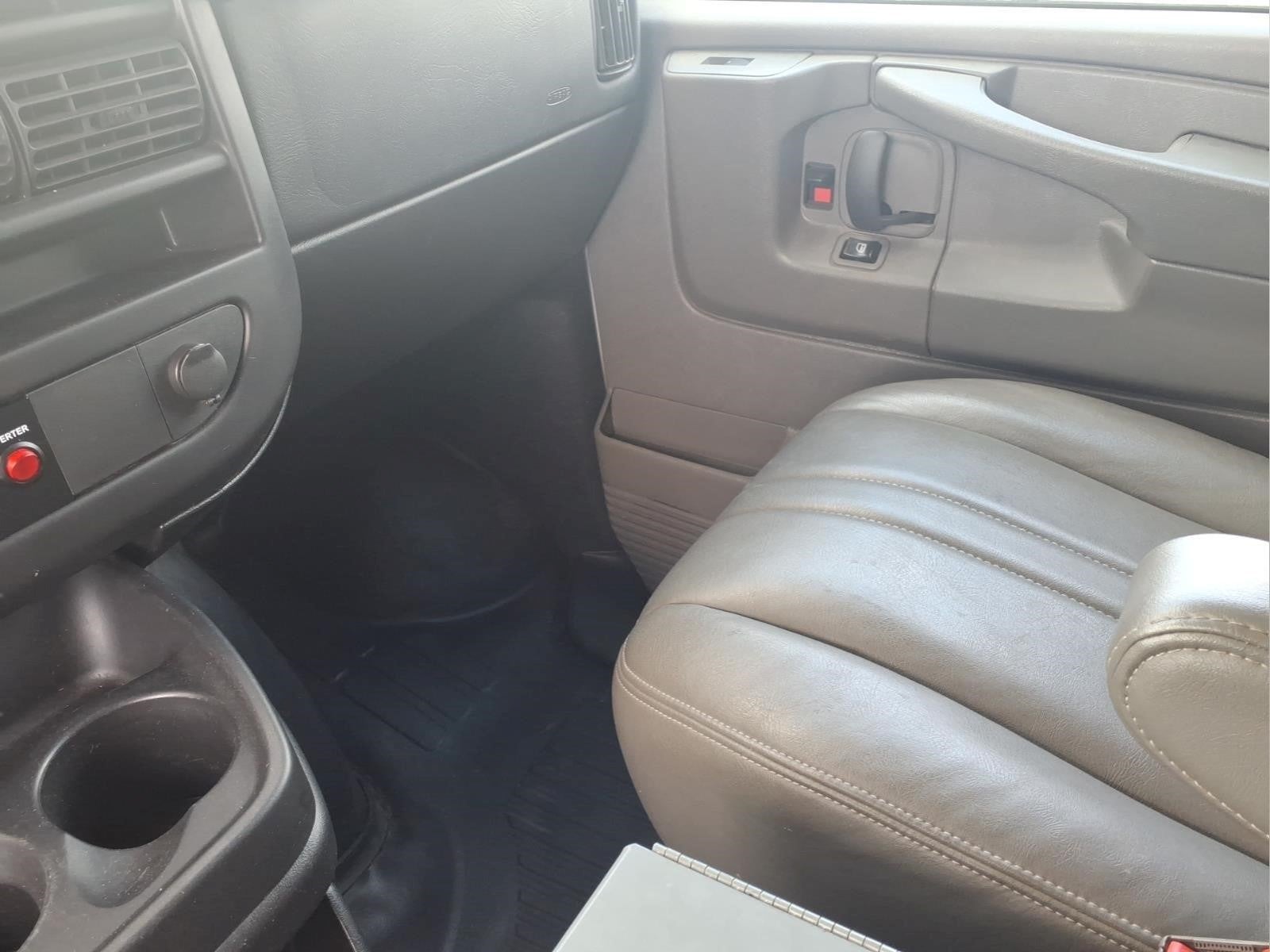 2015 Chevrolet Express 2500 Work Van Cargo