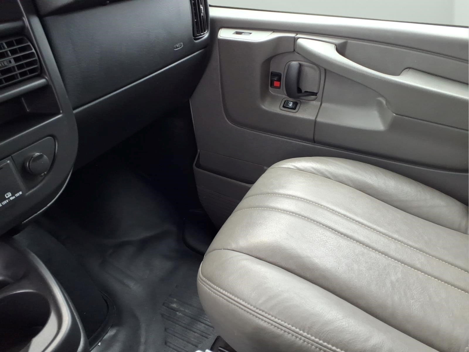 2015 Chevrolet Express 2500 Work Van Cargo