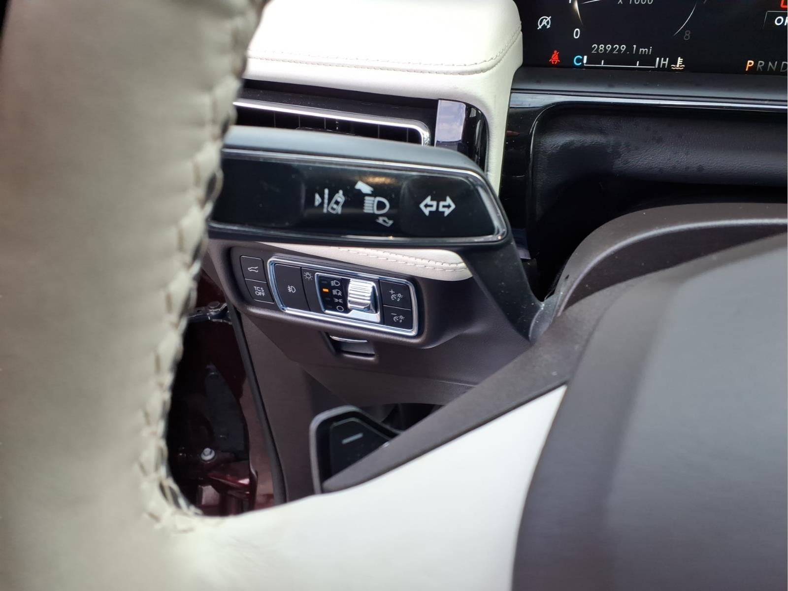 2022 Lincoln Nautilus Black Label