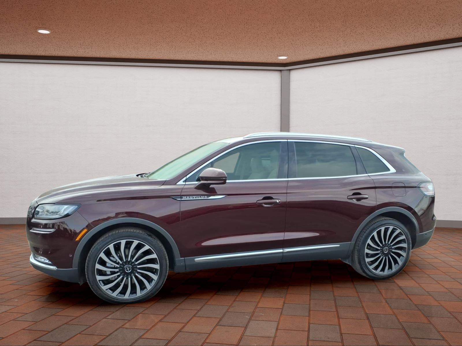 2022 Lincoln Nautilus Black Label