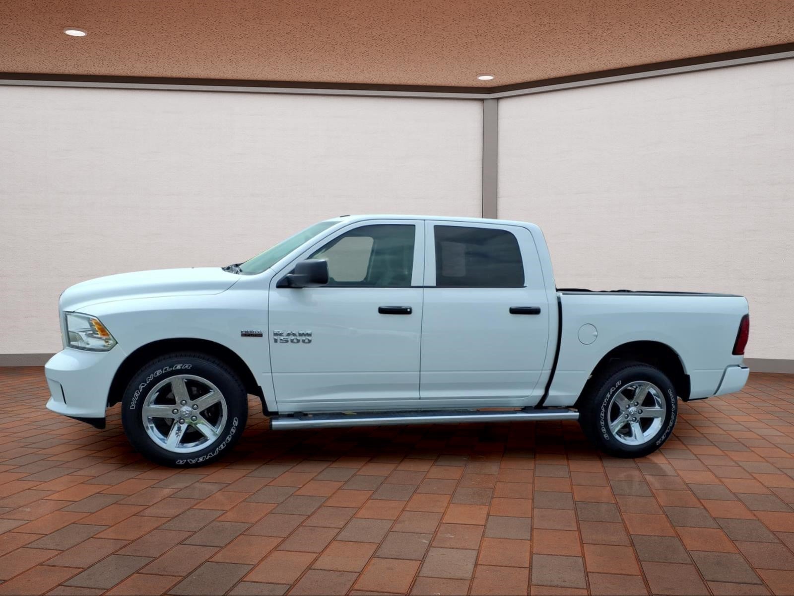 2017 RAM 1500 Express