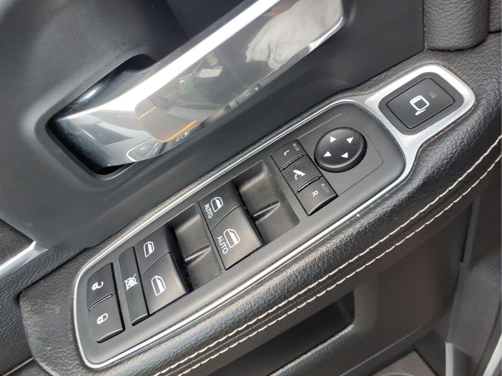 2020 RAM 2500 Laramie Midnight Edition