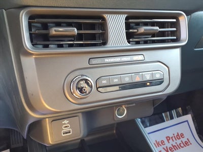 2025 Ford Maverick XL