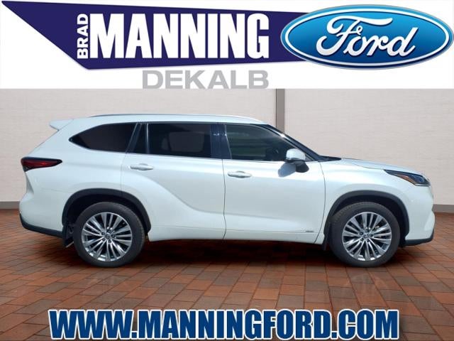2023 Toyota Highlander Hybrid Platinum