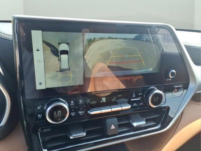 2023 Toyota Highlander Hybrid Platinum