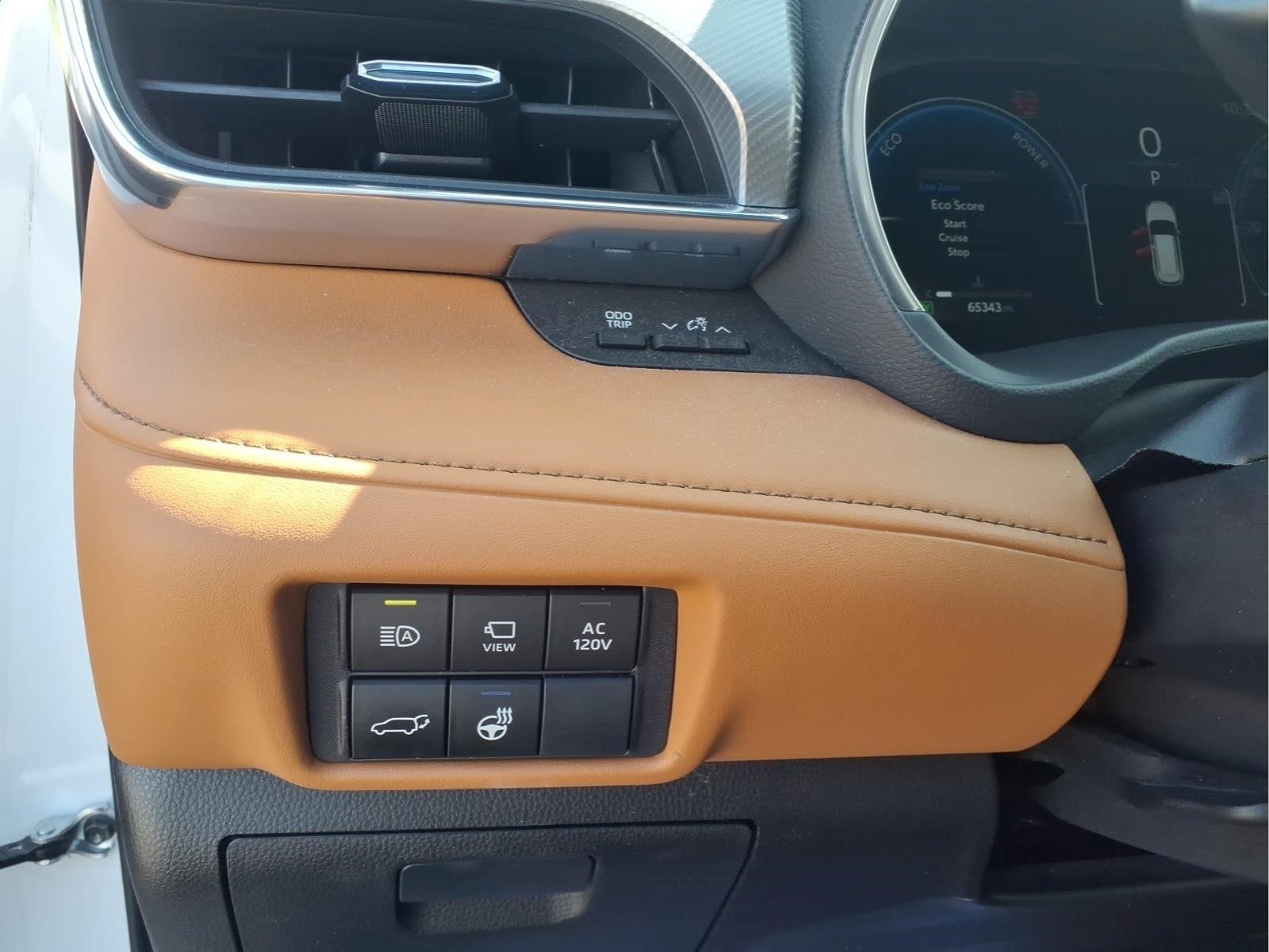 2023 Toyota Highlander Hybrid Platinum