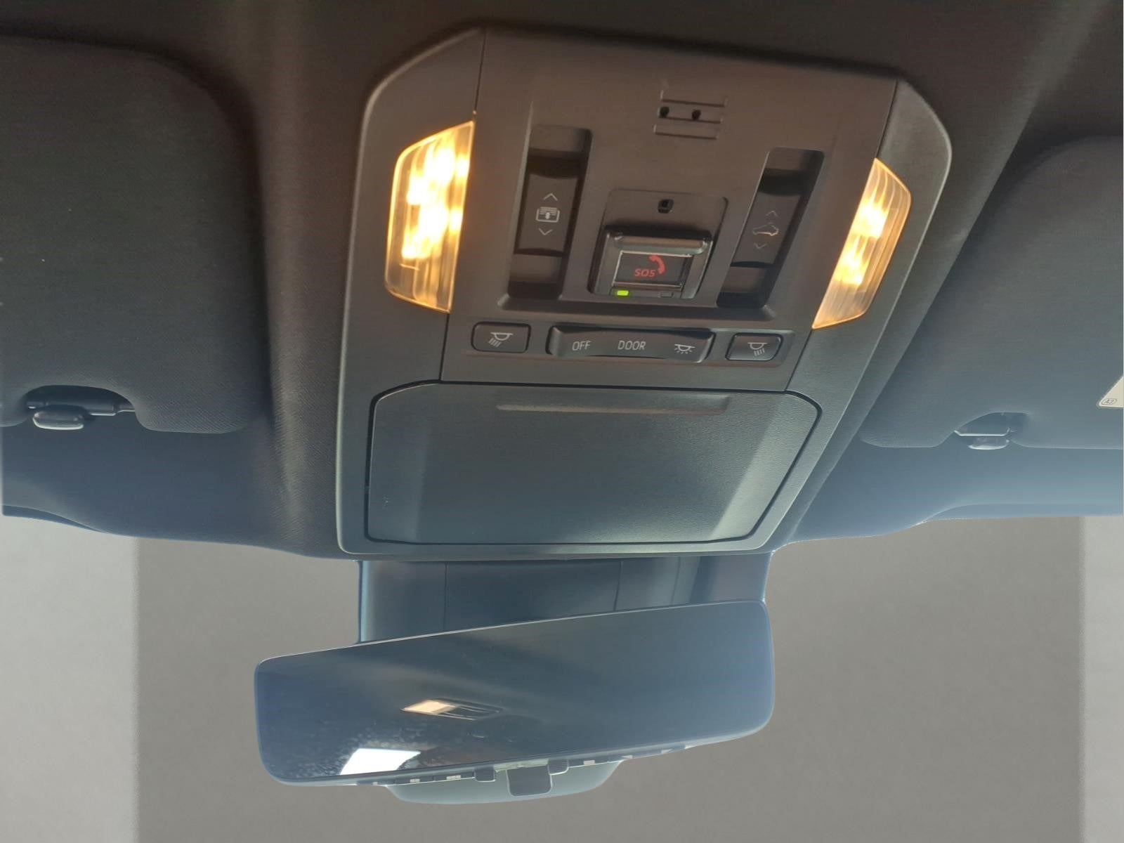 2023 Toyota Highlander Hybrid Platinum