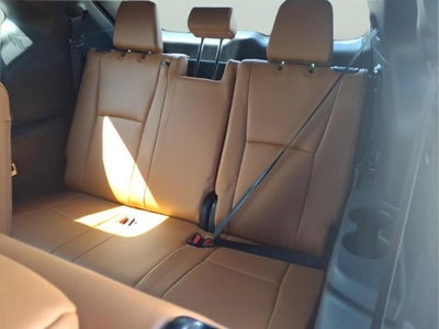 2023 Toyota Highlander Hybrid Platinum