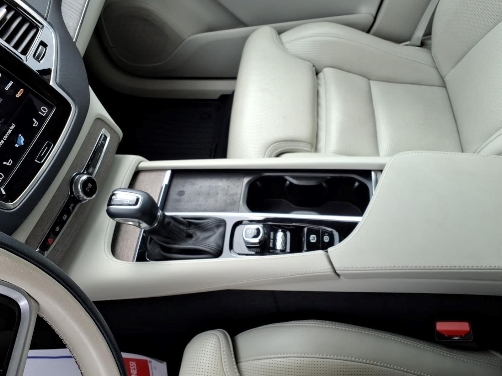 2021 Volvo XC90 T6 Inscription