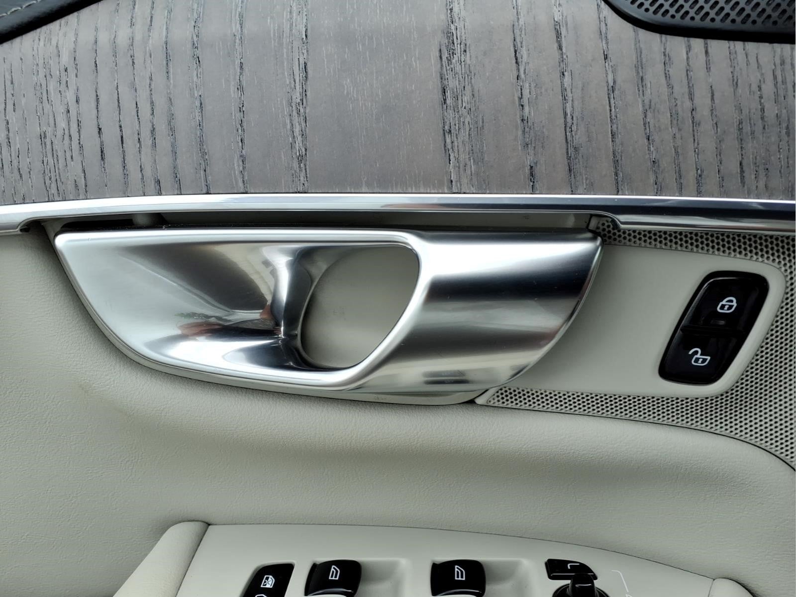 2021 Volvo XC90 T6 Inscription